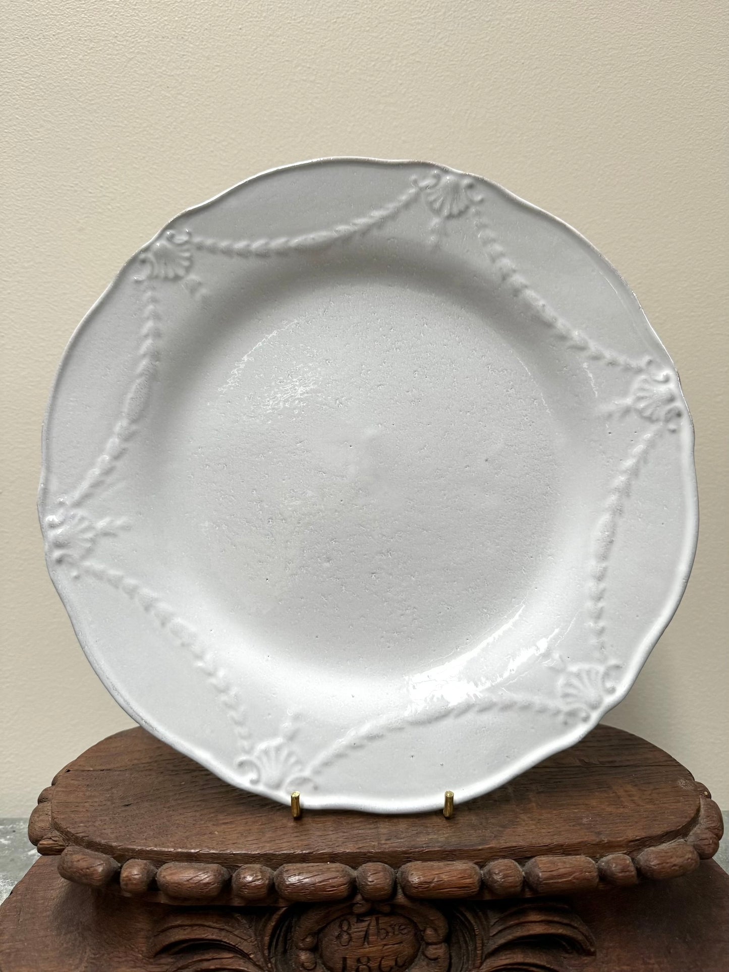 Astier de Villatte Cambridge Dinner Plate