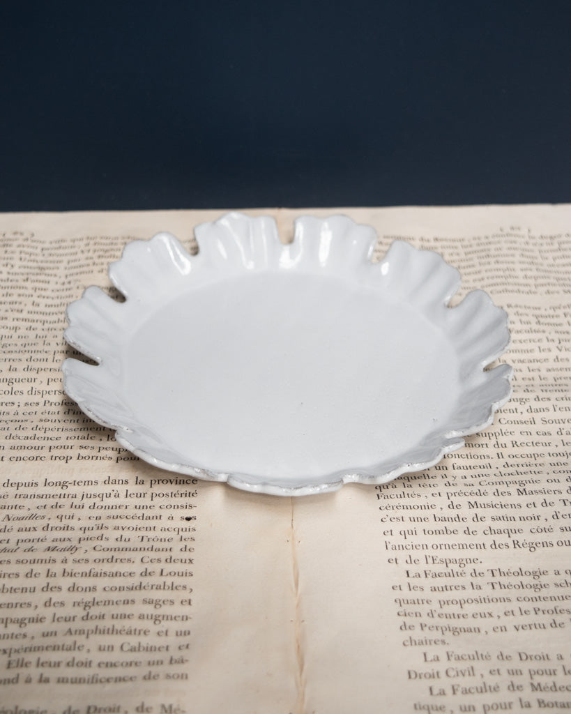 Astier de Villatte Chou Dinner Plate with 11 Petals