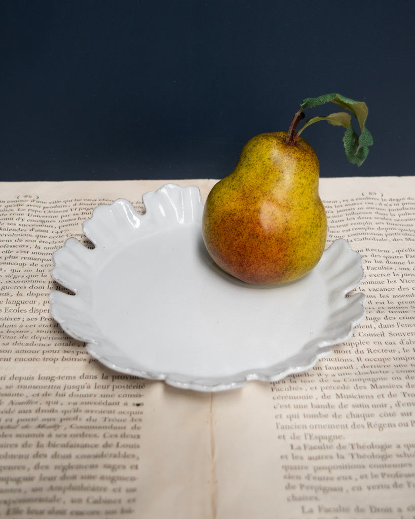 Astier de Villatte Chou Dinner Plate with 11 Petals