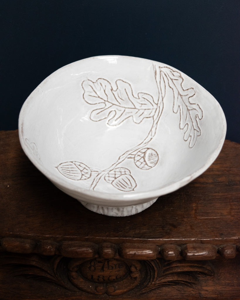 Astier de Villatte Setsuko Acorn Leaf Bowl on Stand