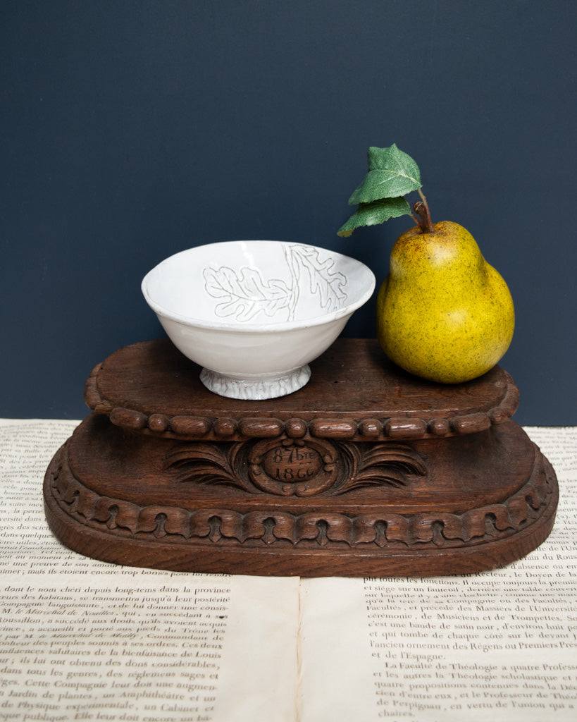 Astier de Villatte Setsuko Acorn Leaf Bowl on Stand
