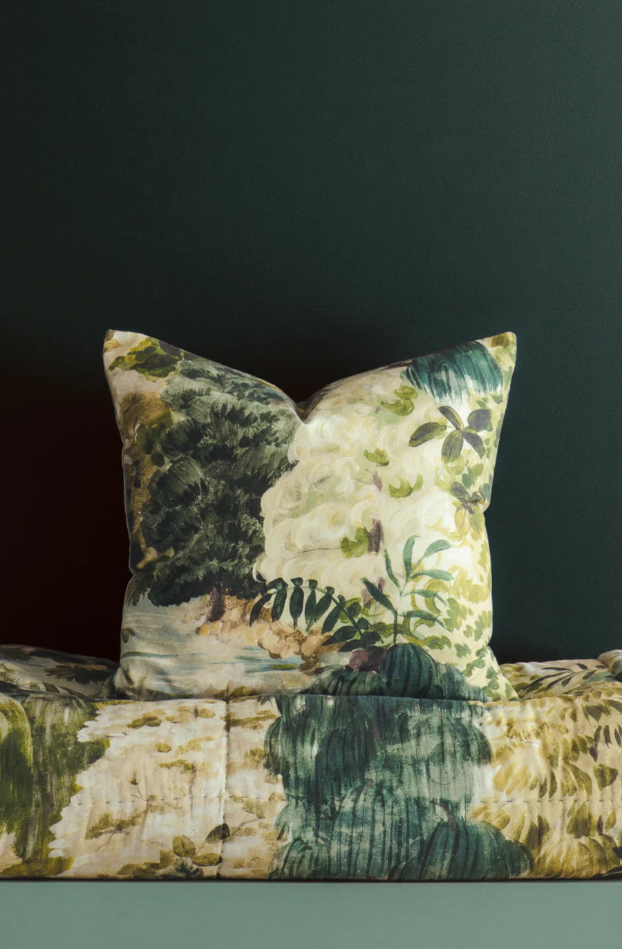 Bianca Lorenne 'Floresta Verde' Cushion