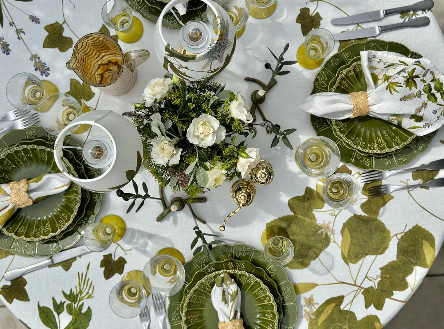 Summerill & Bishop 'Herb Garden' Round Linen Tablecloth