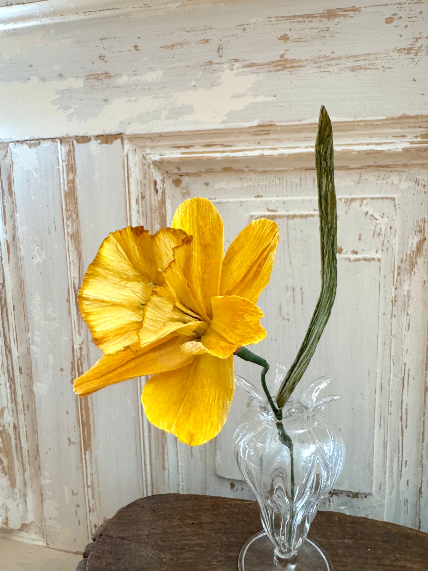 Delicate Handmade Paper Flowers - Daffodil