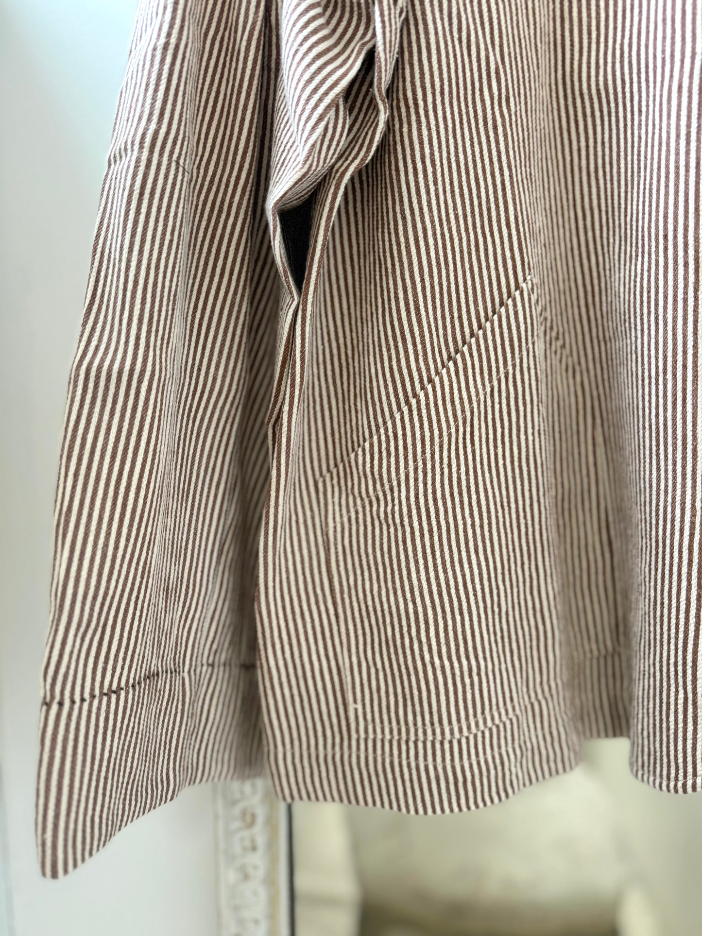 DVE 'Vaaruni' Striped Twill Jacket - Russet
