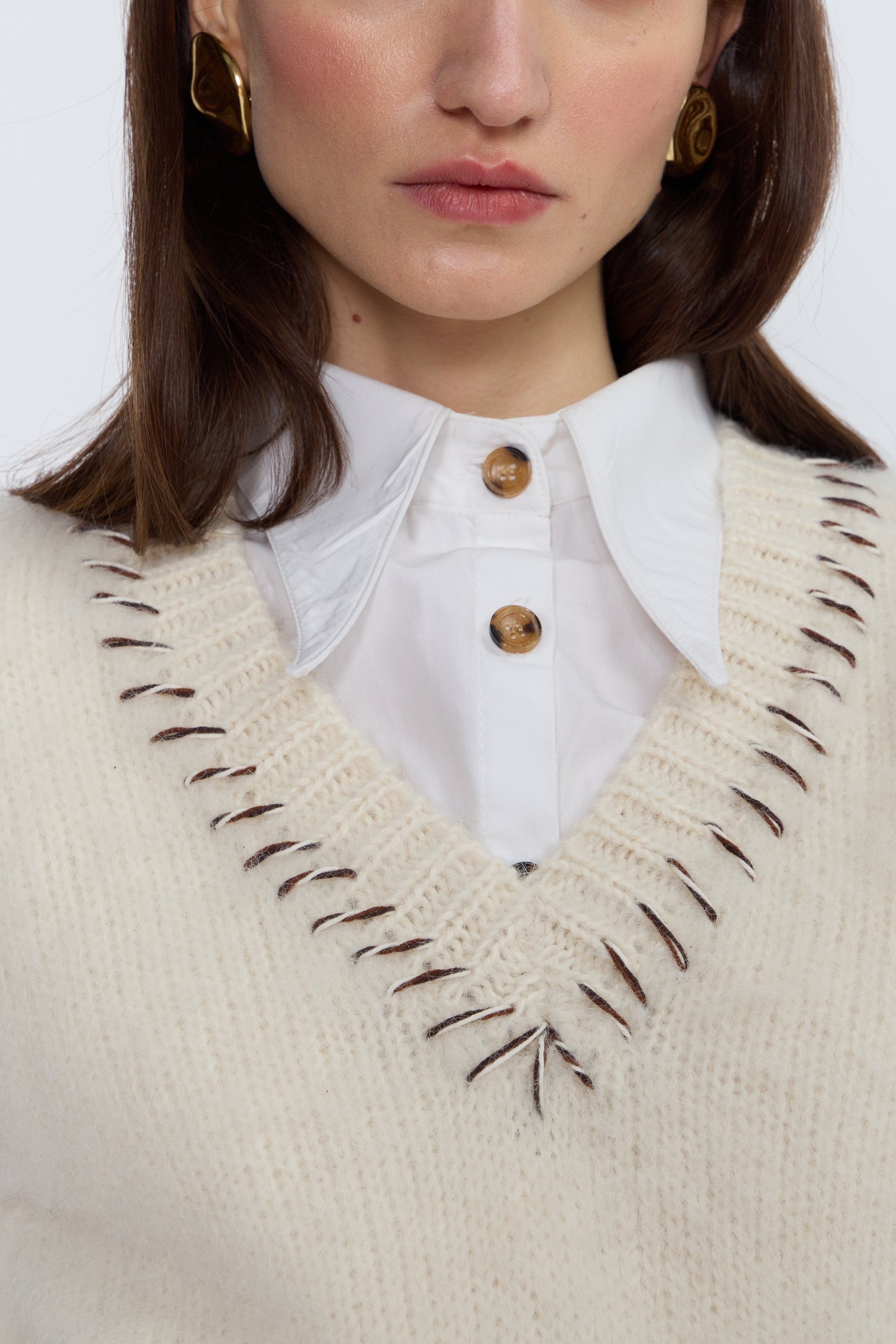 French Alpaca Knit Vest With Contrast Stitching - Ivory