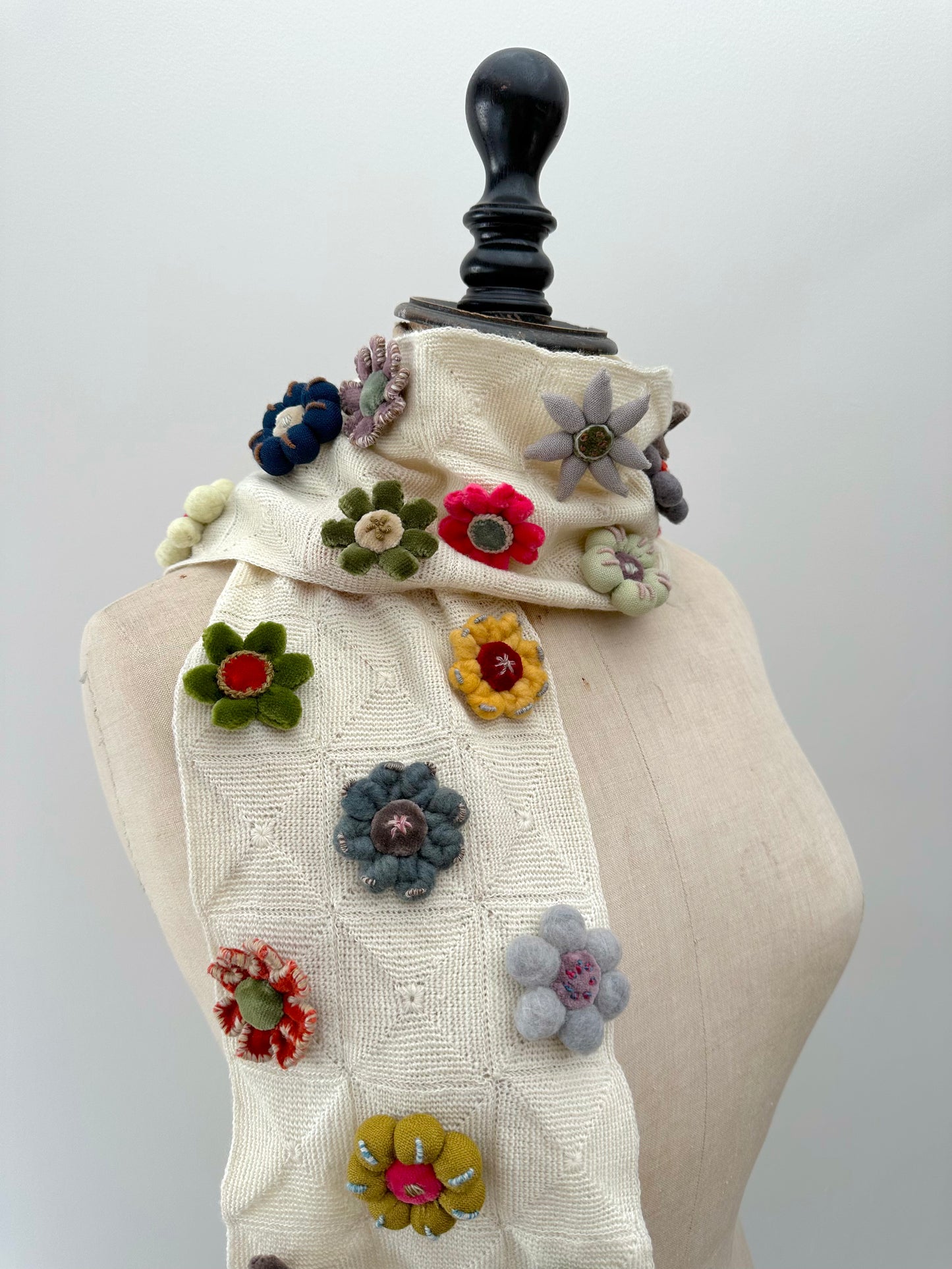Sophie Digard Crochet Cream Geometric Scarf With Large Flowers