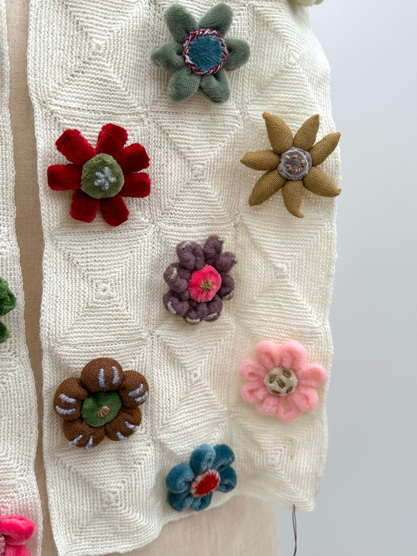 Sophie Digard Crochet Cream Geometric Scarf With Large Flowers