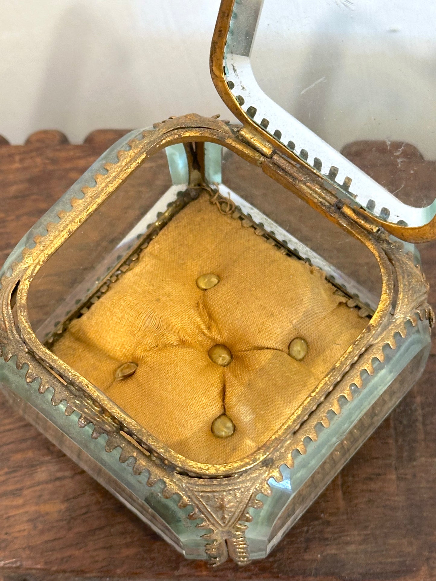 Antique French 'Boîte à Bijoux' Glass Jewellery Box - Medium Square - Mustard