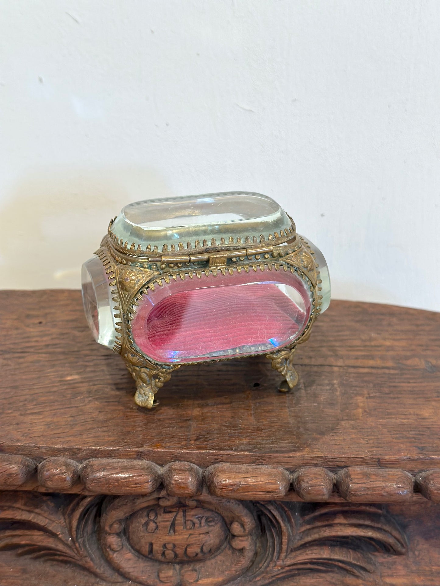 Antique French 'Boîte à Bijoux' Glass Jewellery Box - Small Rectangle - Red Velvet