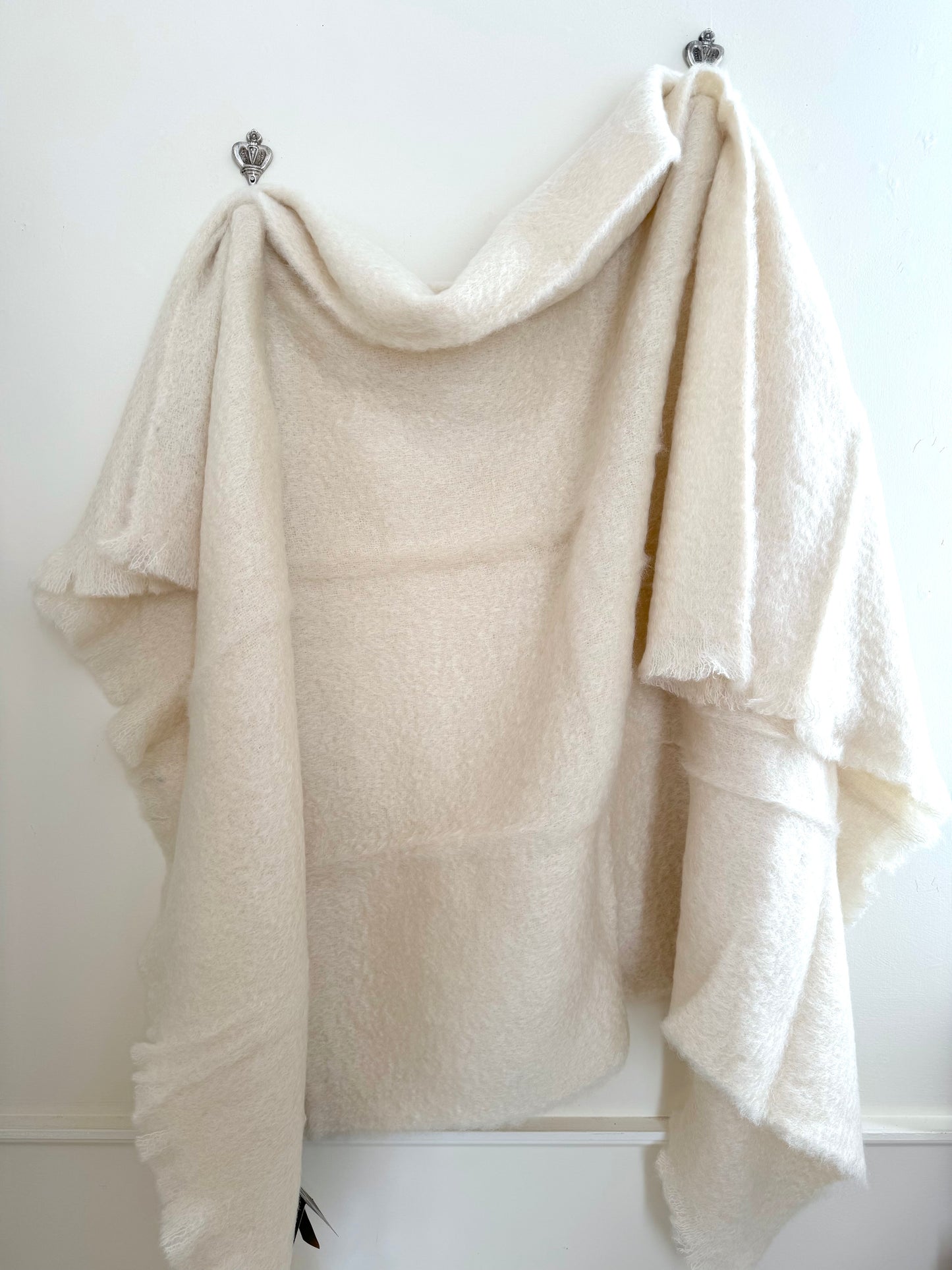 Mantas Ezcaray Natural Mohair Blanket