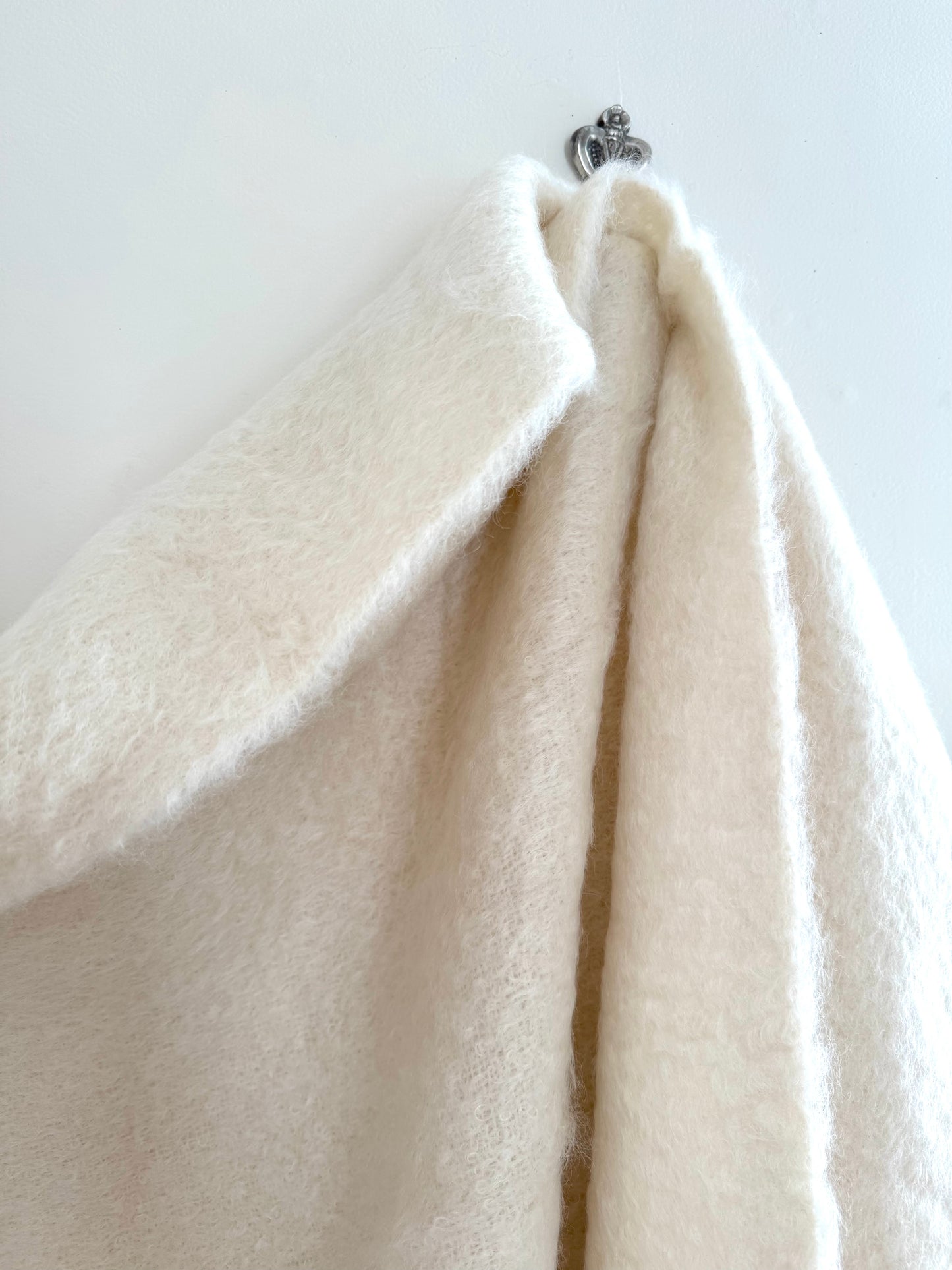 Mantas Ezcaray Natural Mohair Blanket
