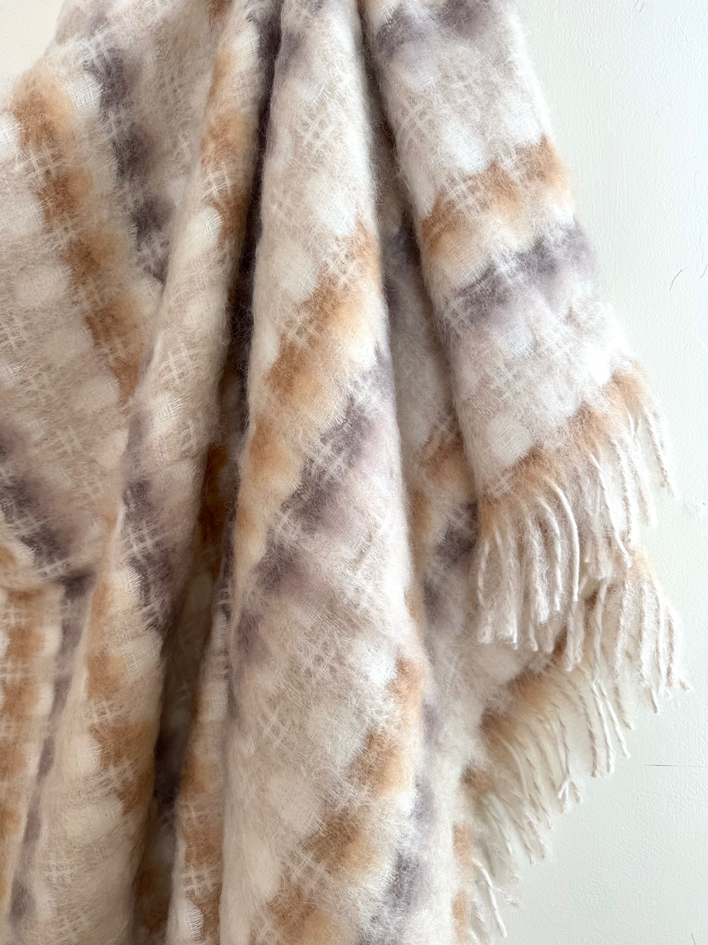 Mantas Ezcaray Ecru/Camel Mohair Blanket