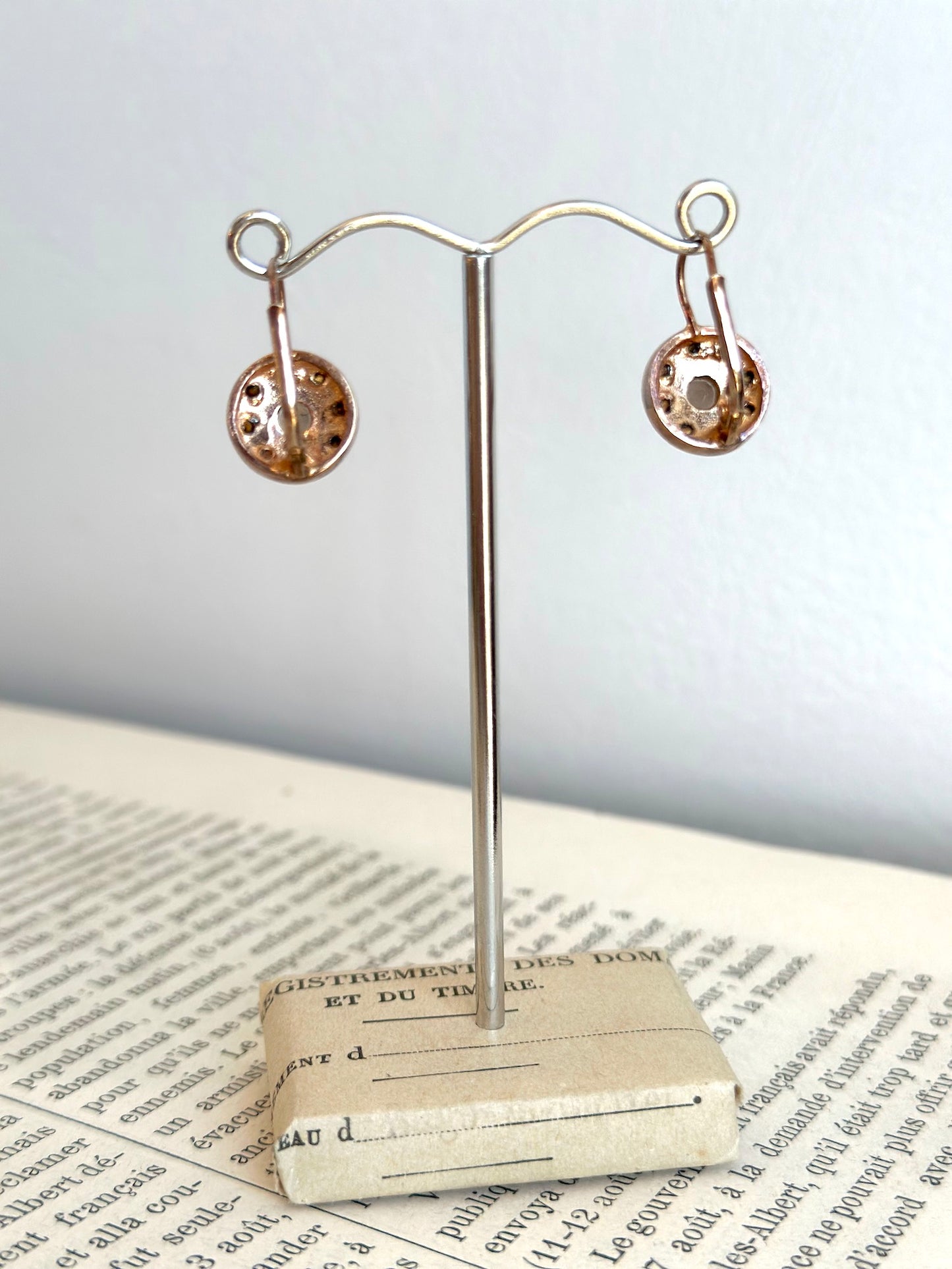 Italian Round Crystal Earring With Smokey Topaz In Centre