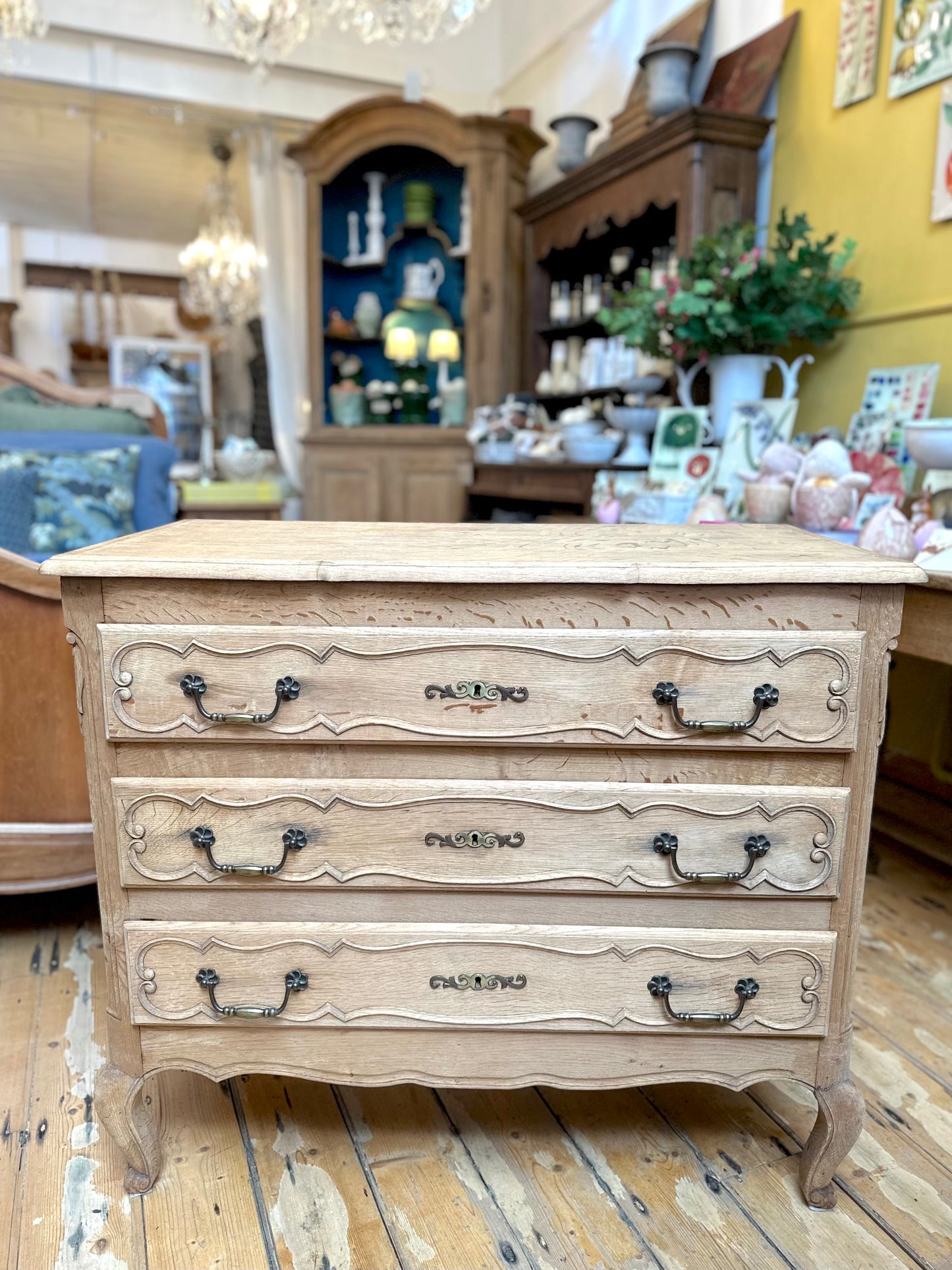 Vintage French Oak 3 Drawer Commode