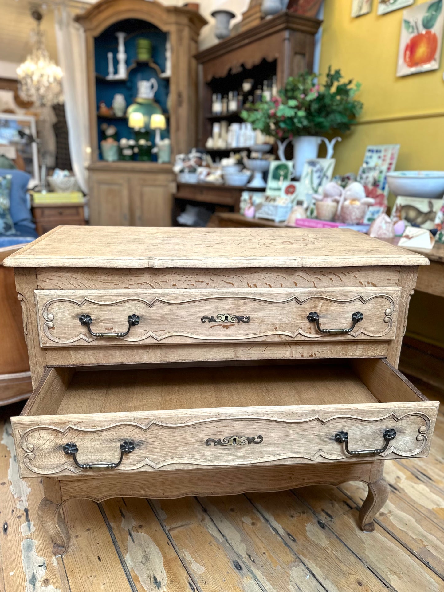 Vintage French Oak 3 Drawer Commode