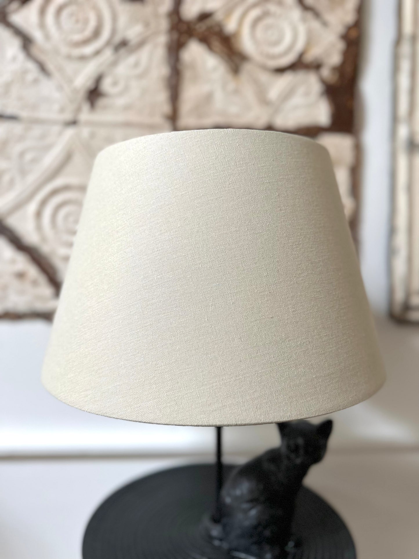 Large European Cat On Stand Lamp