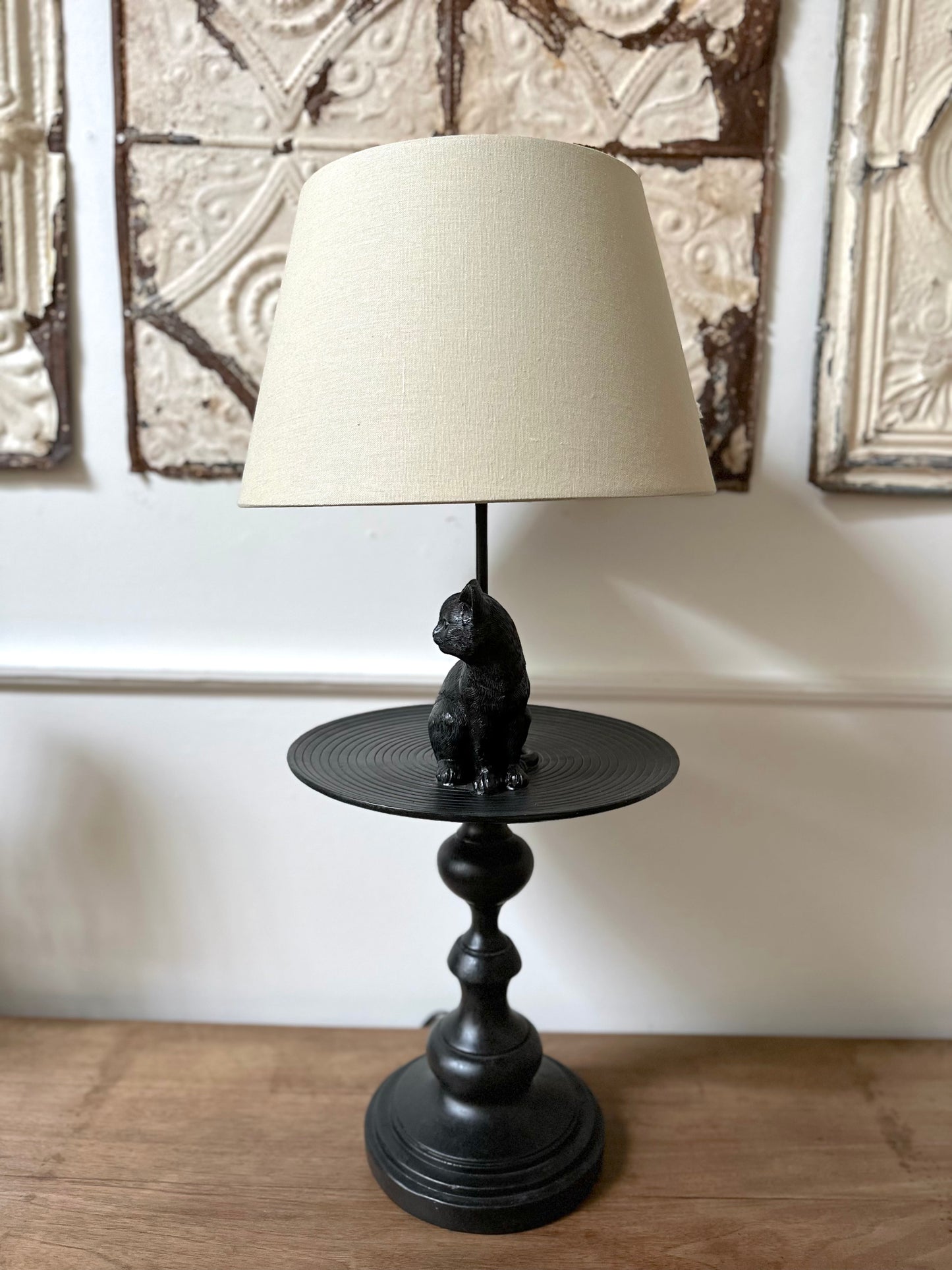 Large European Cat On Stand Lamp