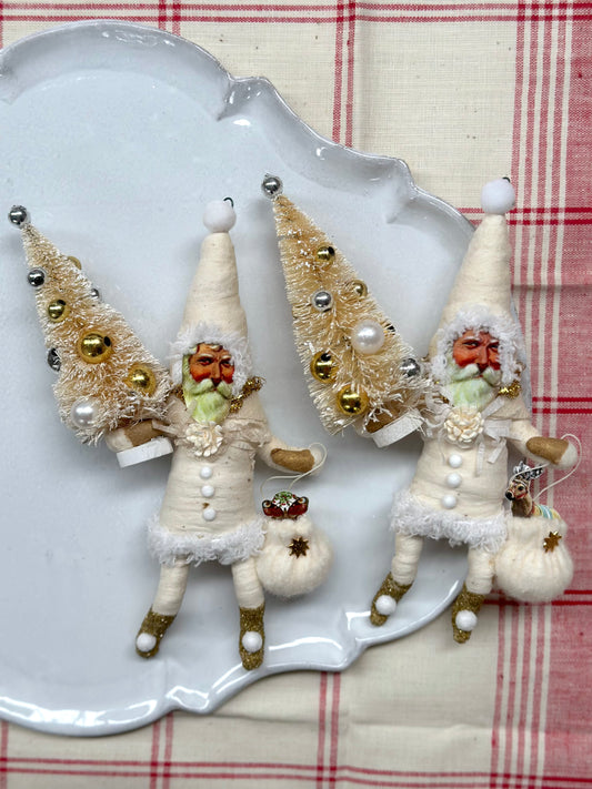 Vintage by Crystal Handspun Cotton Cream & Gold Hanging Ornaments