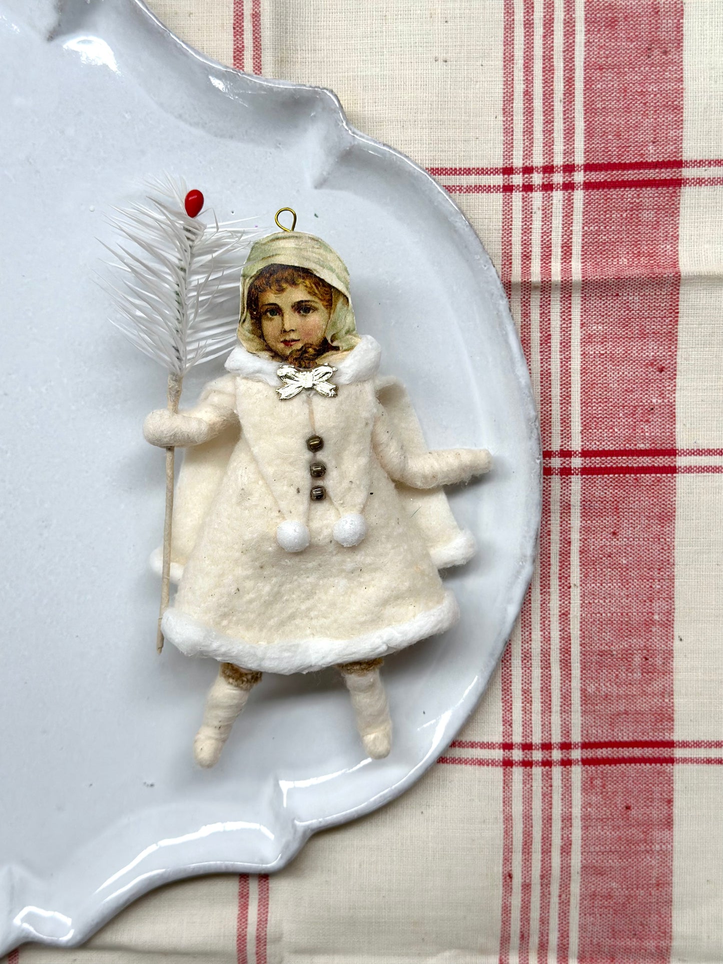 Vintage by Crystal Handspun Cotton Cream Hanging Ornaments