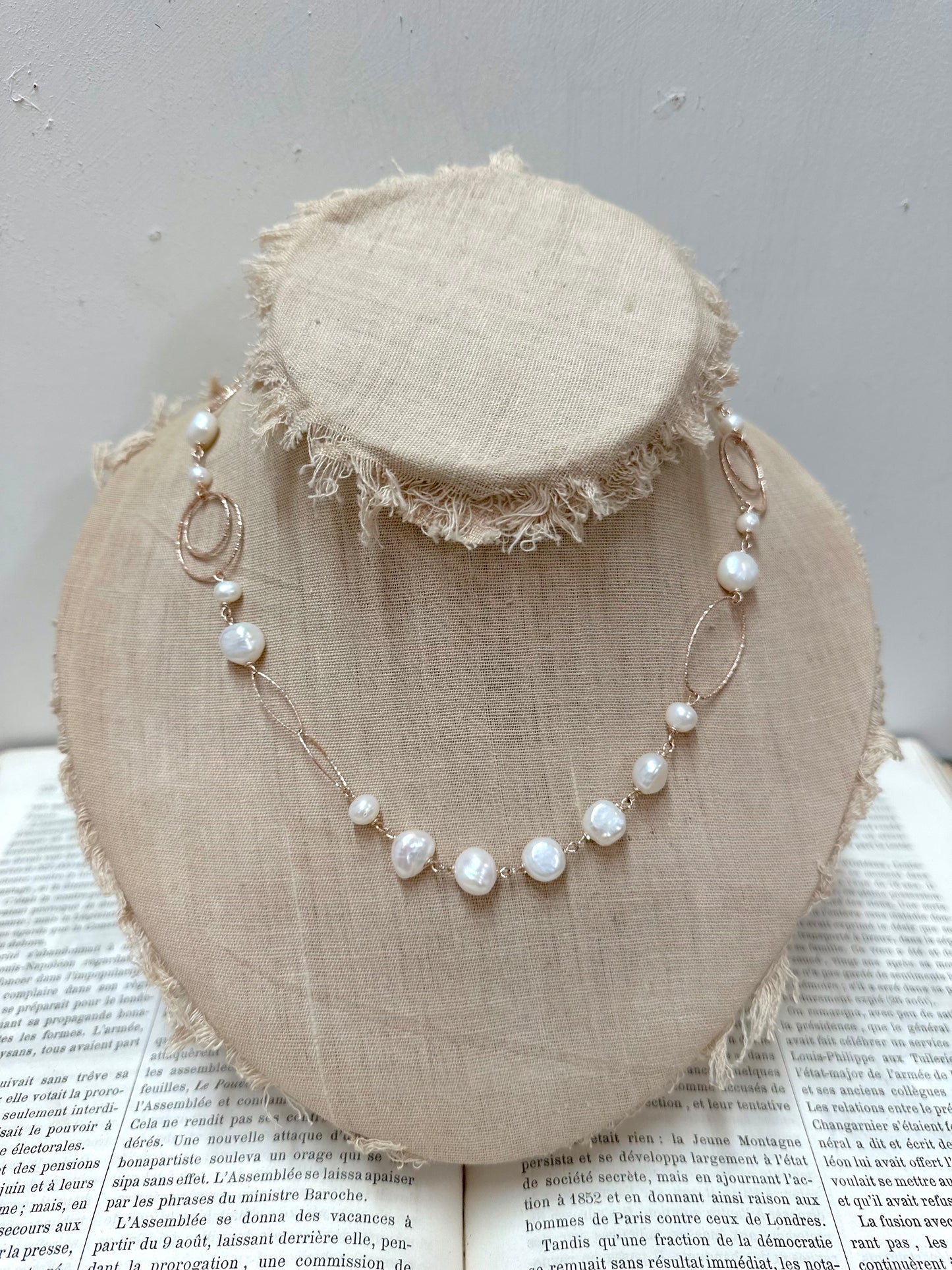 Italian Pearl And Rose Gold Circle Link Necklace