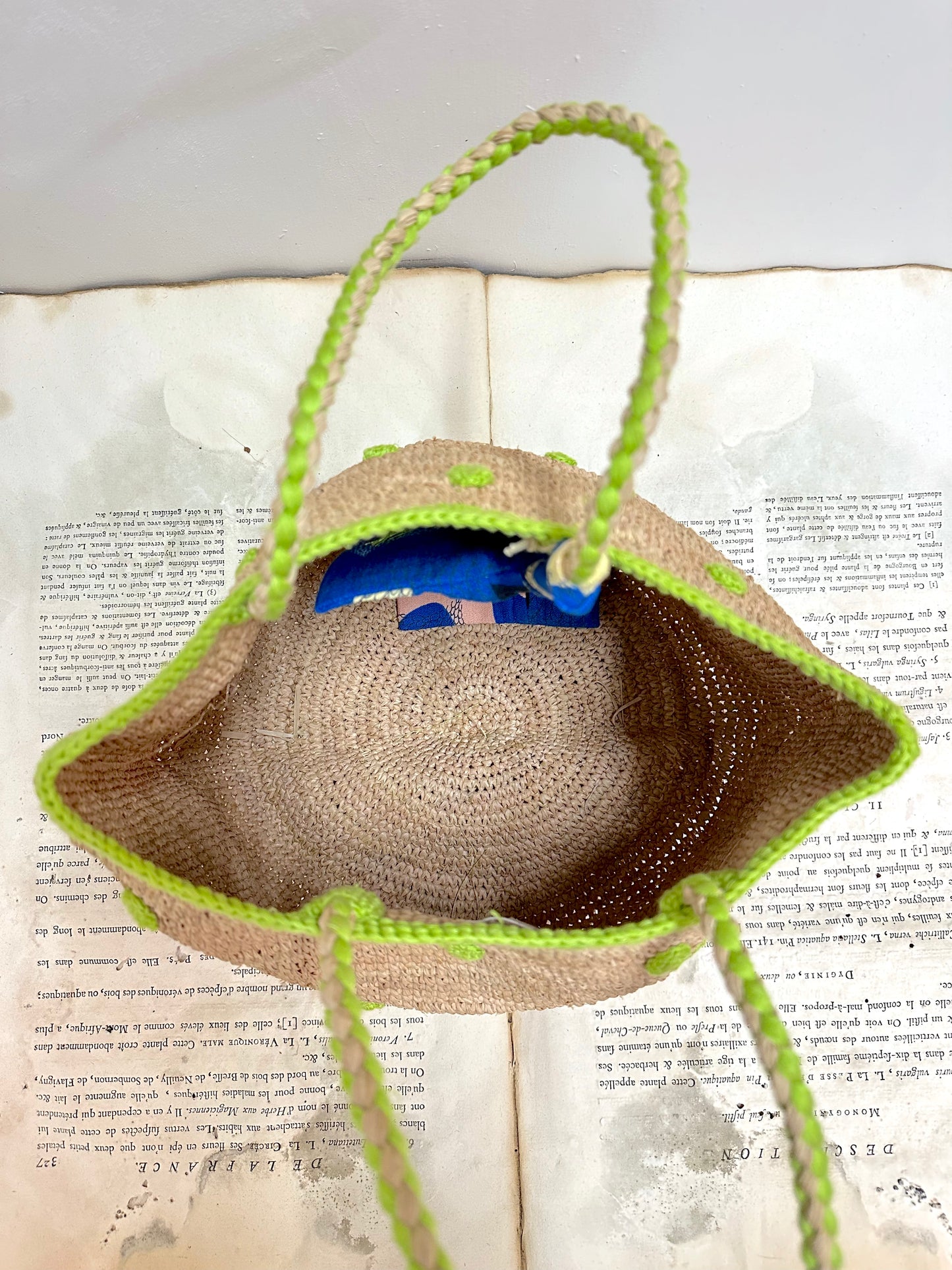 Small Raffia Bag With Small Light Green Spots