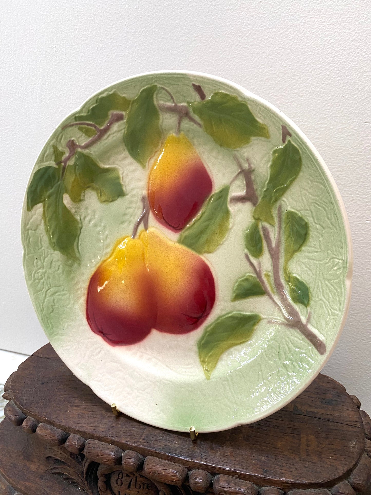 Antique French 'St Clement' Majolica Round Pear Plate