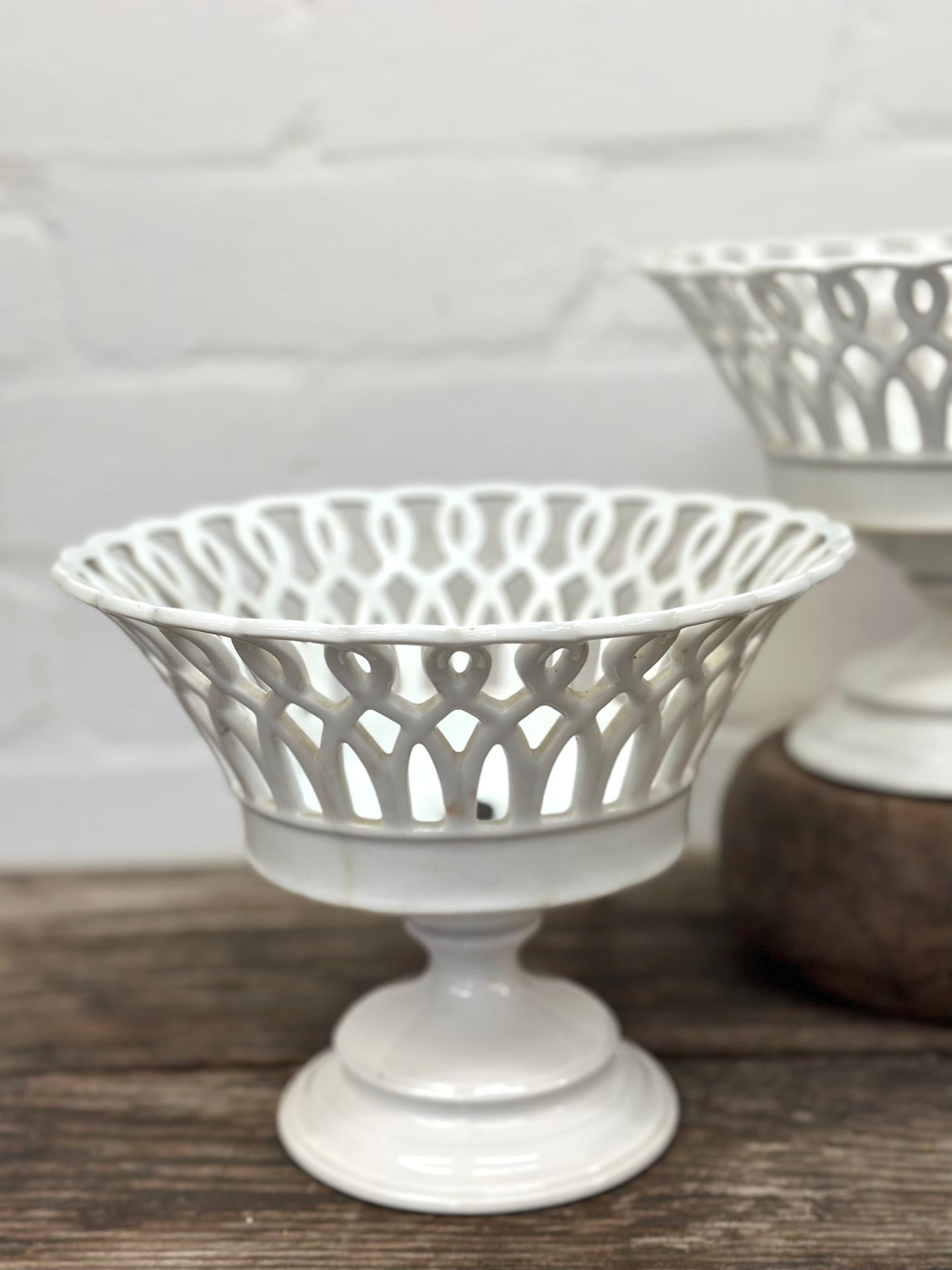 19th Century White Porcelain Pair of Compotes