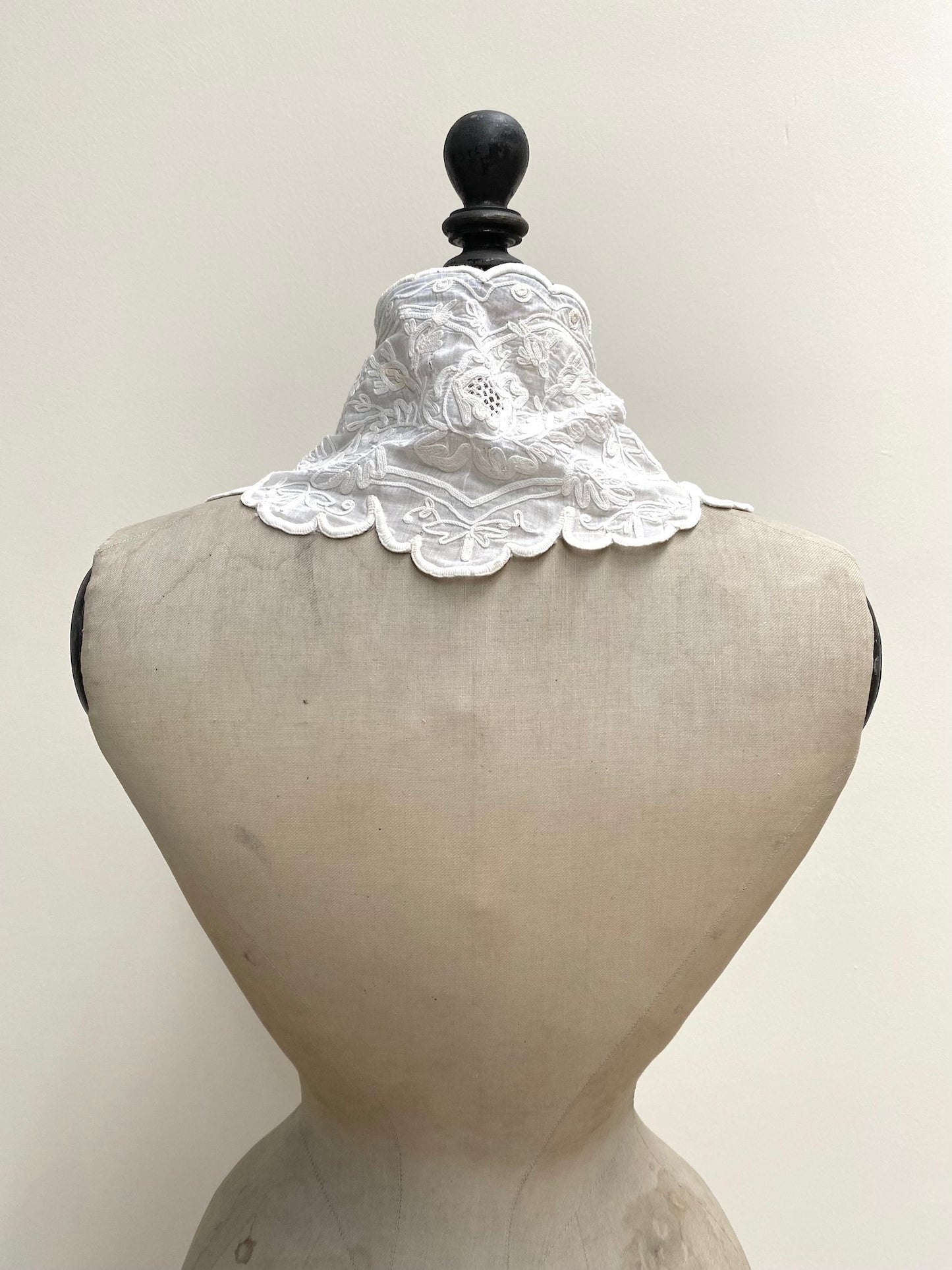 Antique French Floral Cornelli Work Lace Collar