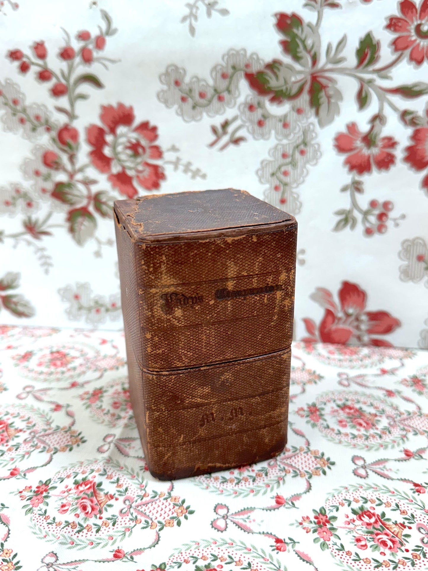 Antique French Small Case With Complete Set Of Sewing Tools