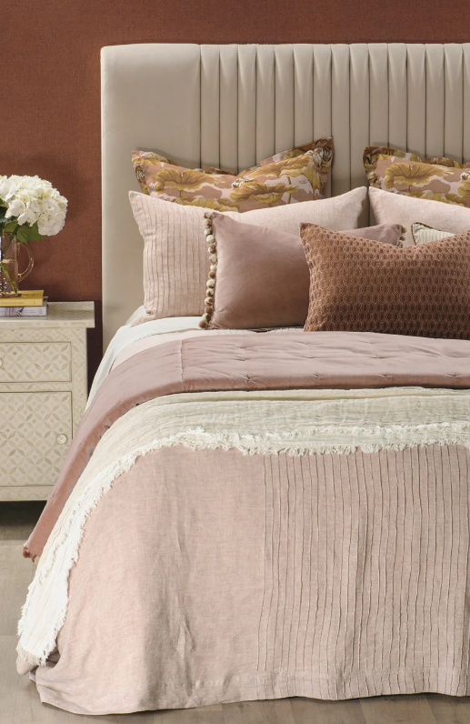 Bianca Lorenne 'Lilypad Pink Clay' Rectangle Cushion