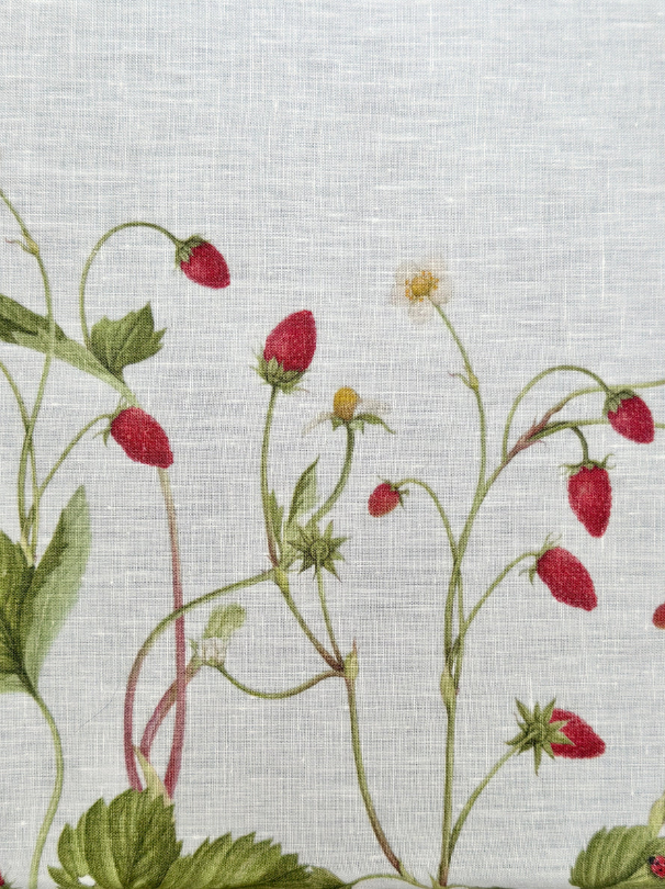 Summerill & Bishop 'Fraises des Bois' Strawberry Linen Tablecloth