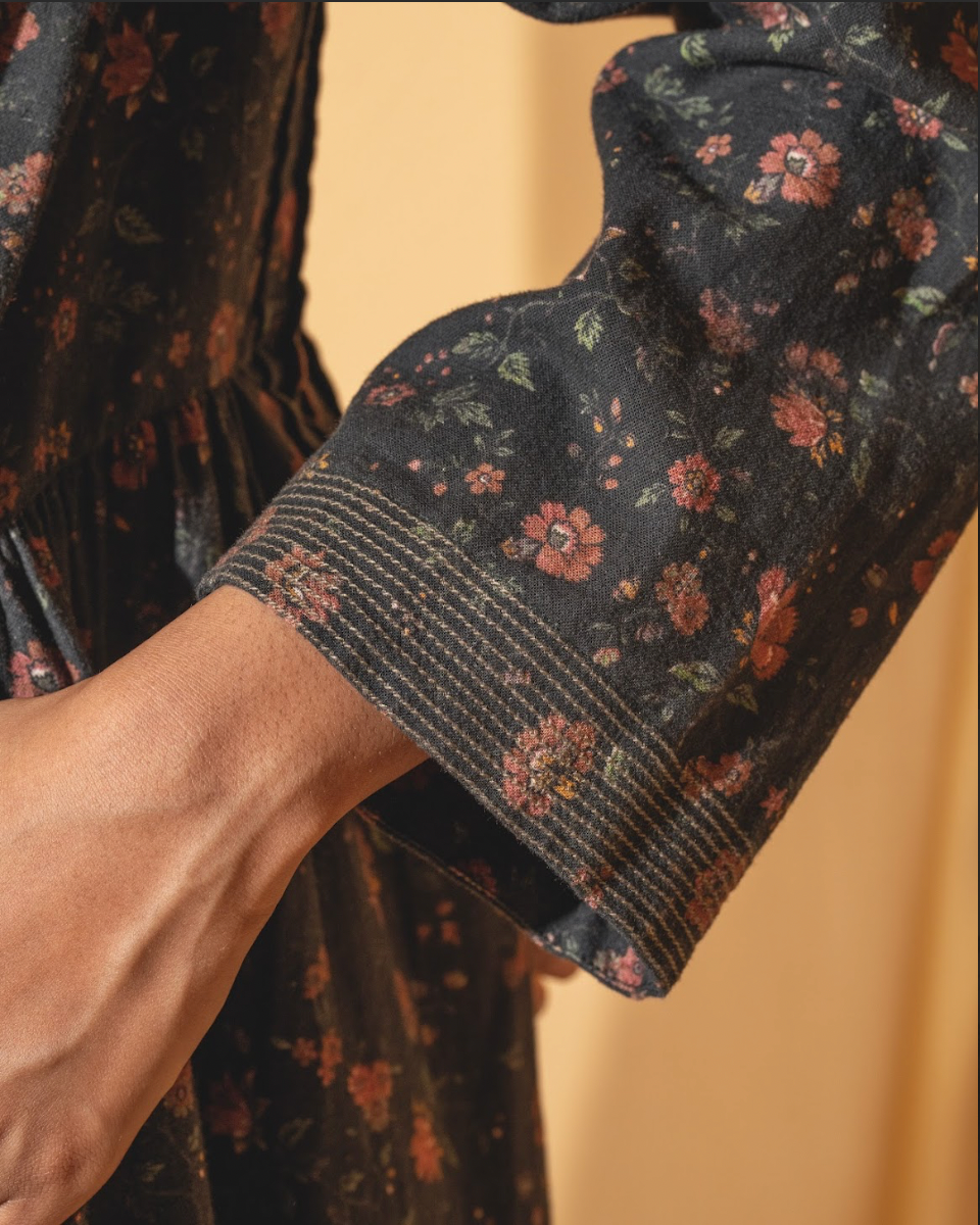 DVE 'Bhavya' Pintuck Dress - Charcoal