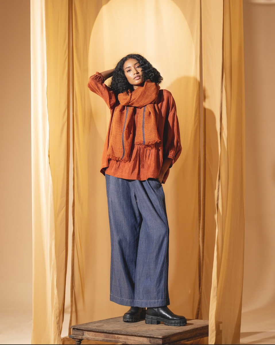 DVE 'Kayra' Pintuck Pants - Denim