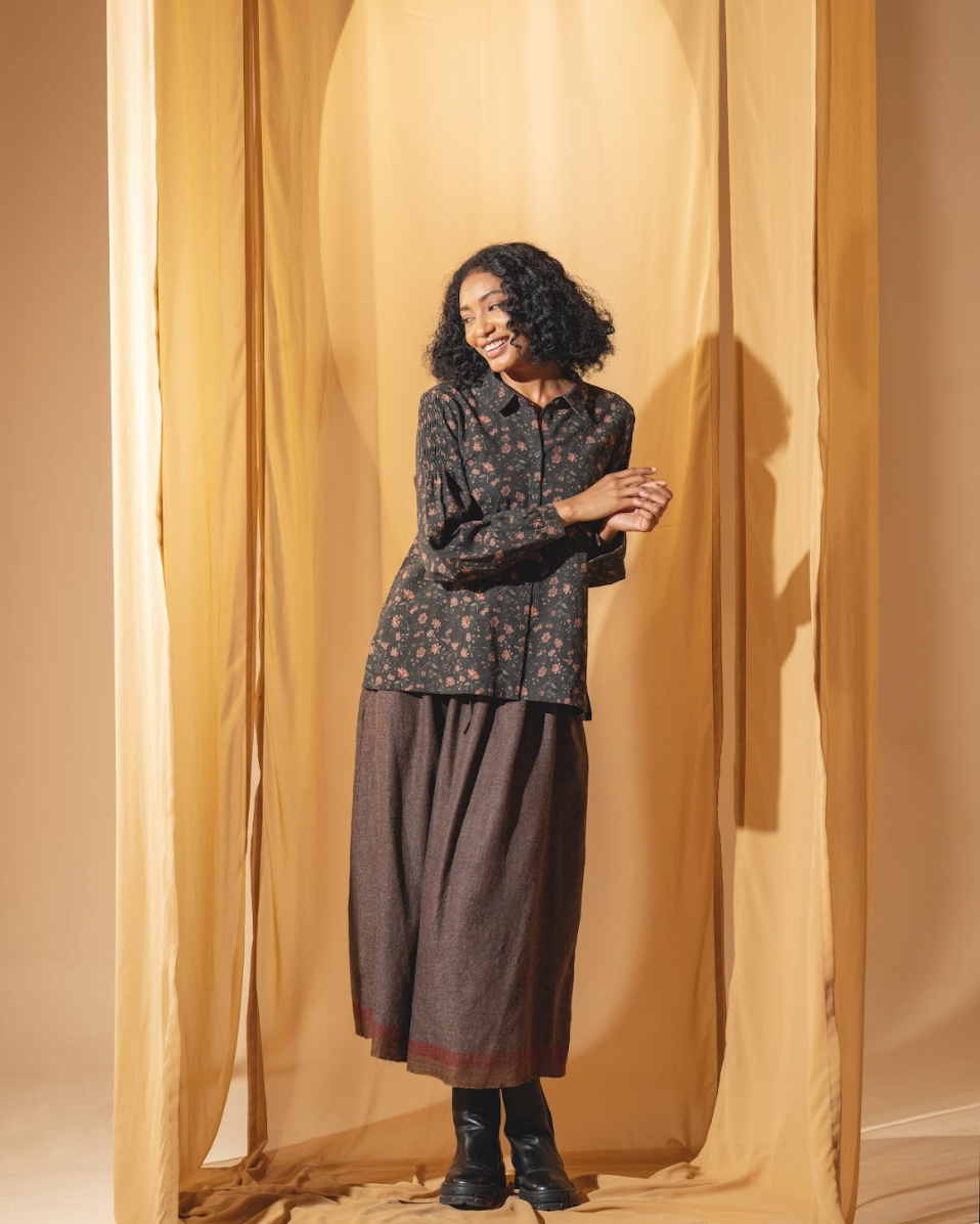 DVE 'Lola' Printed Shirt- Charcoal