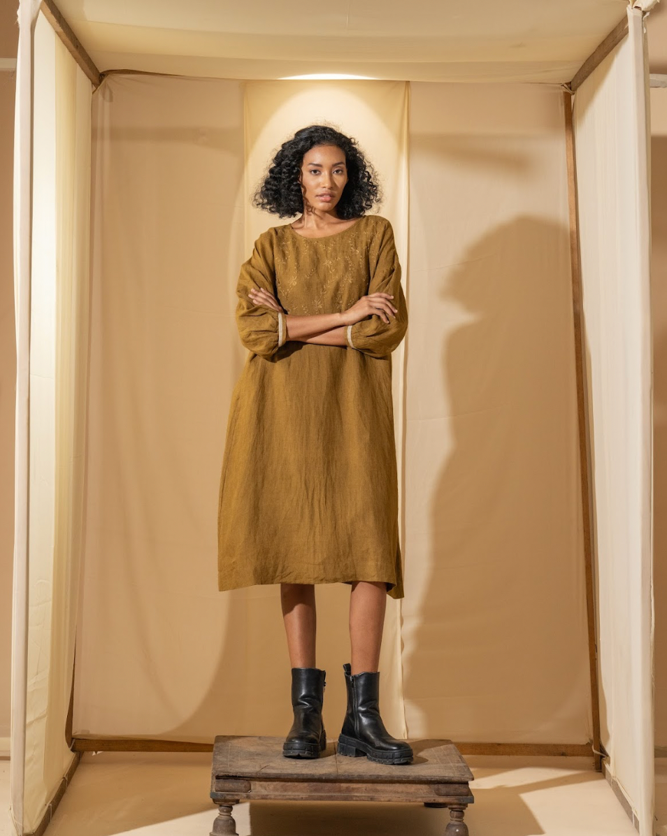 DVE 'Viha' Embroidered Dress - Mustard
