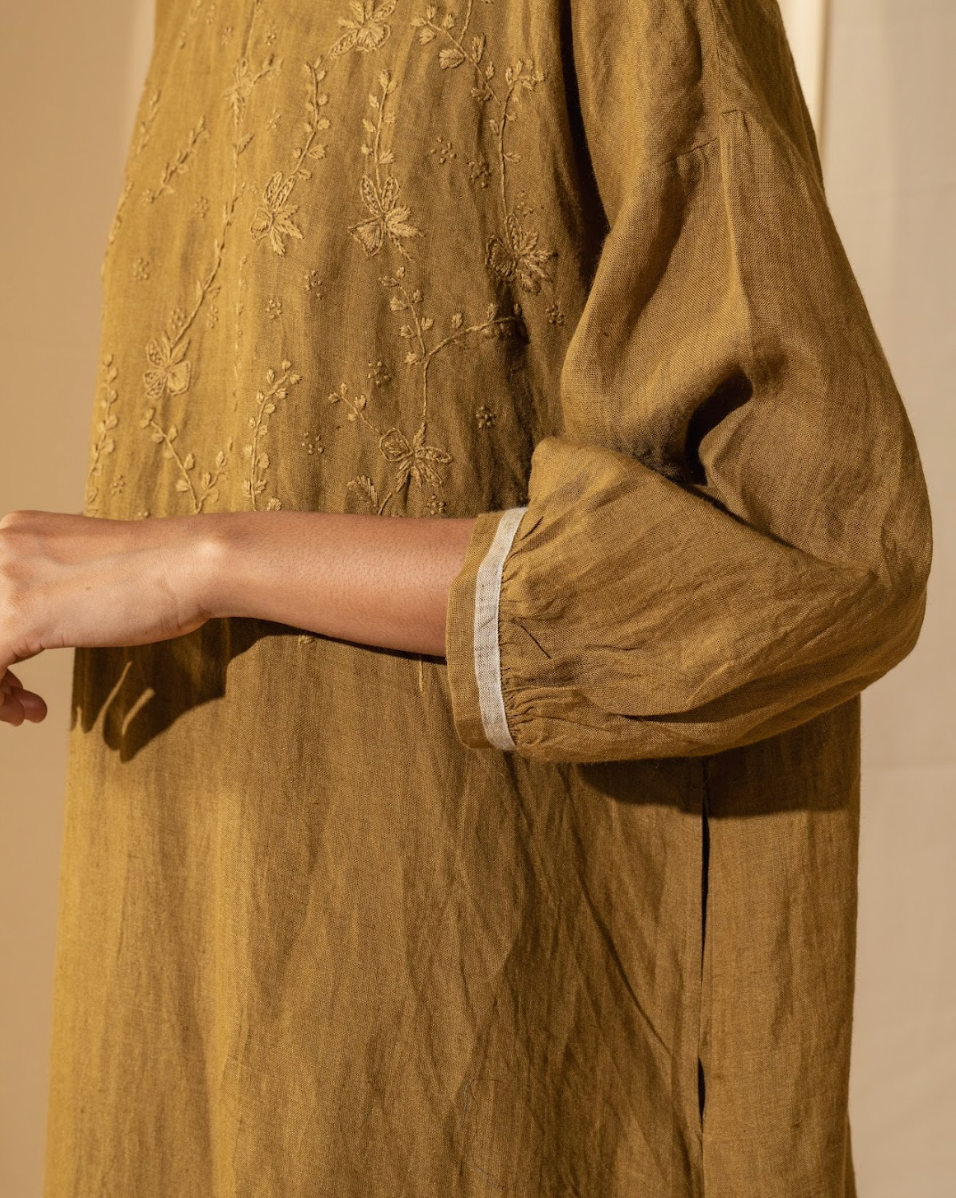 DVE 'Viha' Embroidered Dress - Mustard