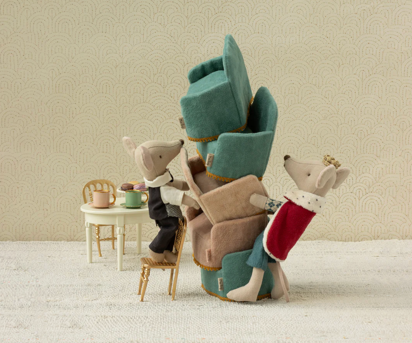 Maileg King Mouse in Castle Box