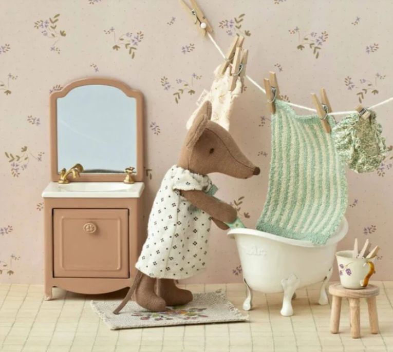 Maileg Bath Tub - Mouse