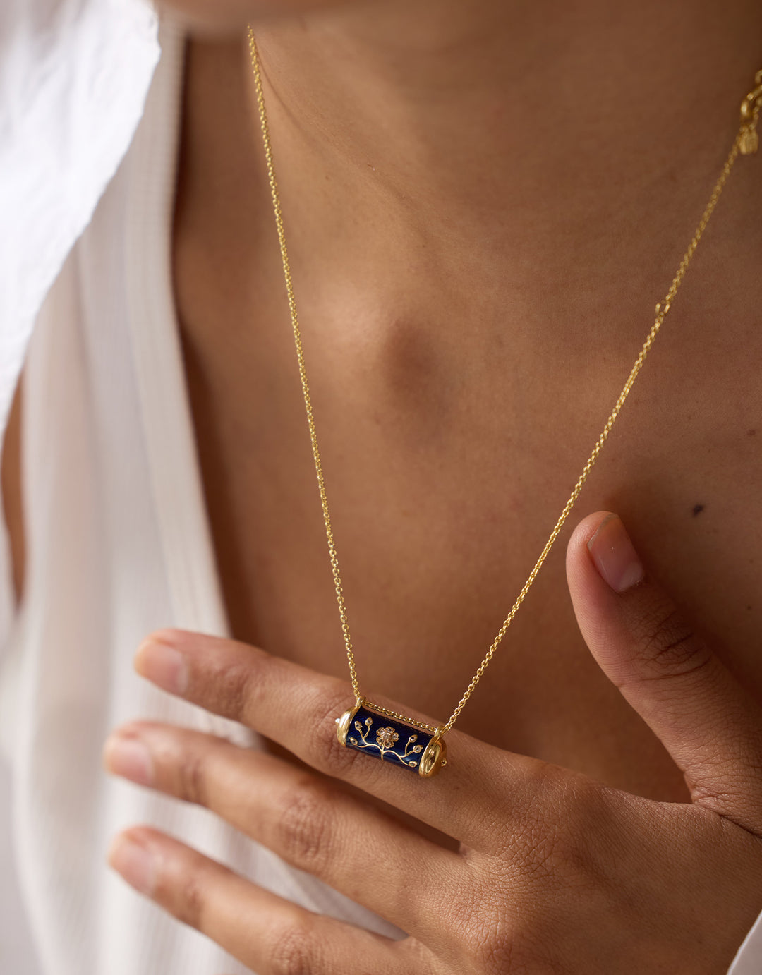 Fine French Gold Necklace - 'Tabiz Taj' Navy