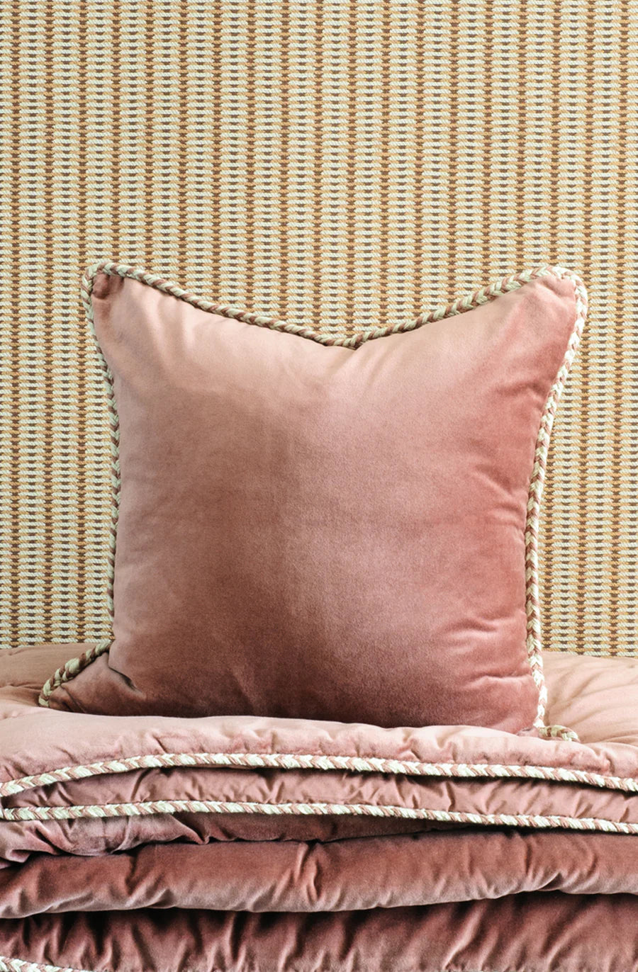 Bianca Lorenne 'Treccia Deep Rose' Velvet Comforter