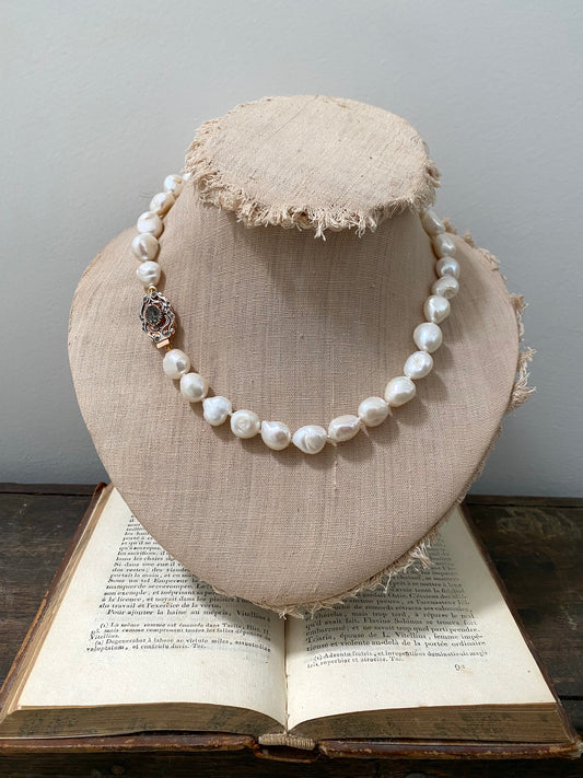 Italian Baroque Pearl & Rose Gold Art Deco Clasp Necklace
