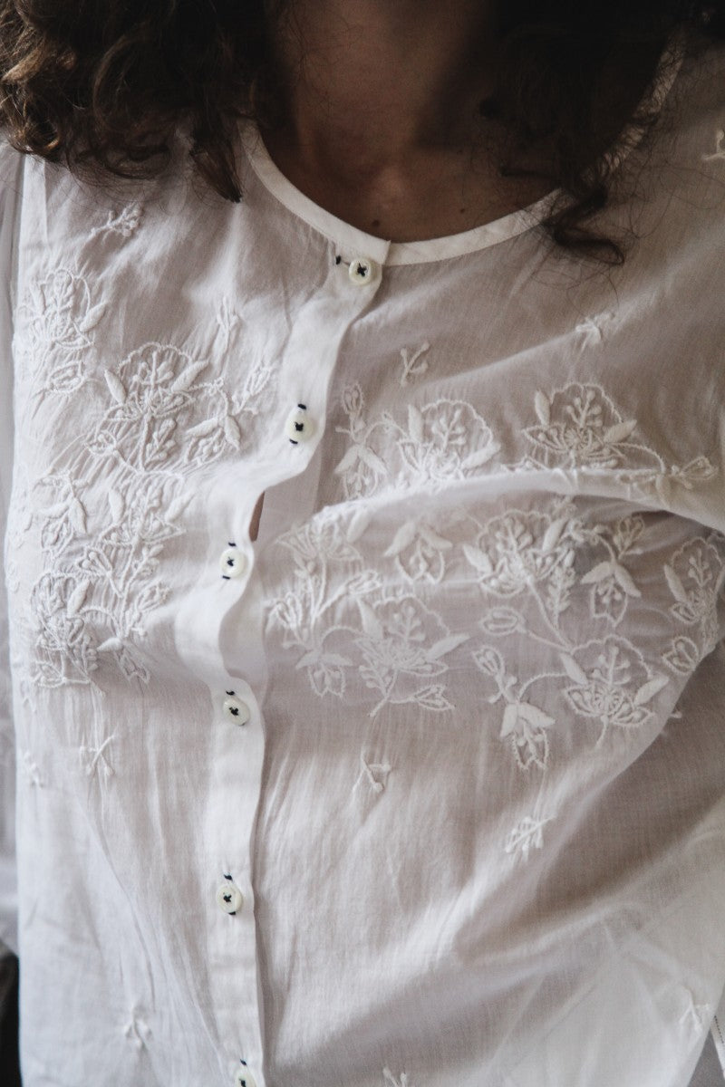 French White Embroidered Blouse With Pleats - Audrey