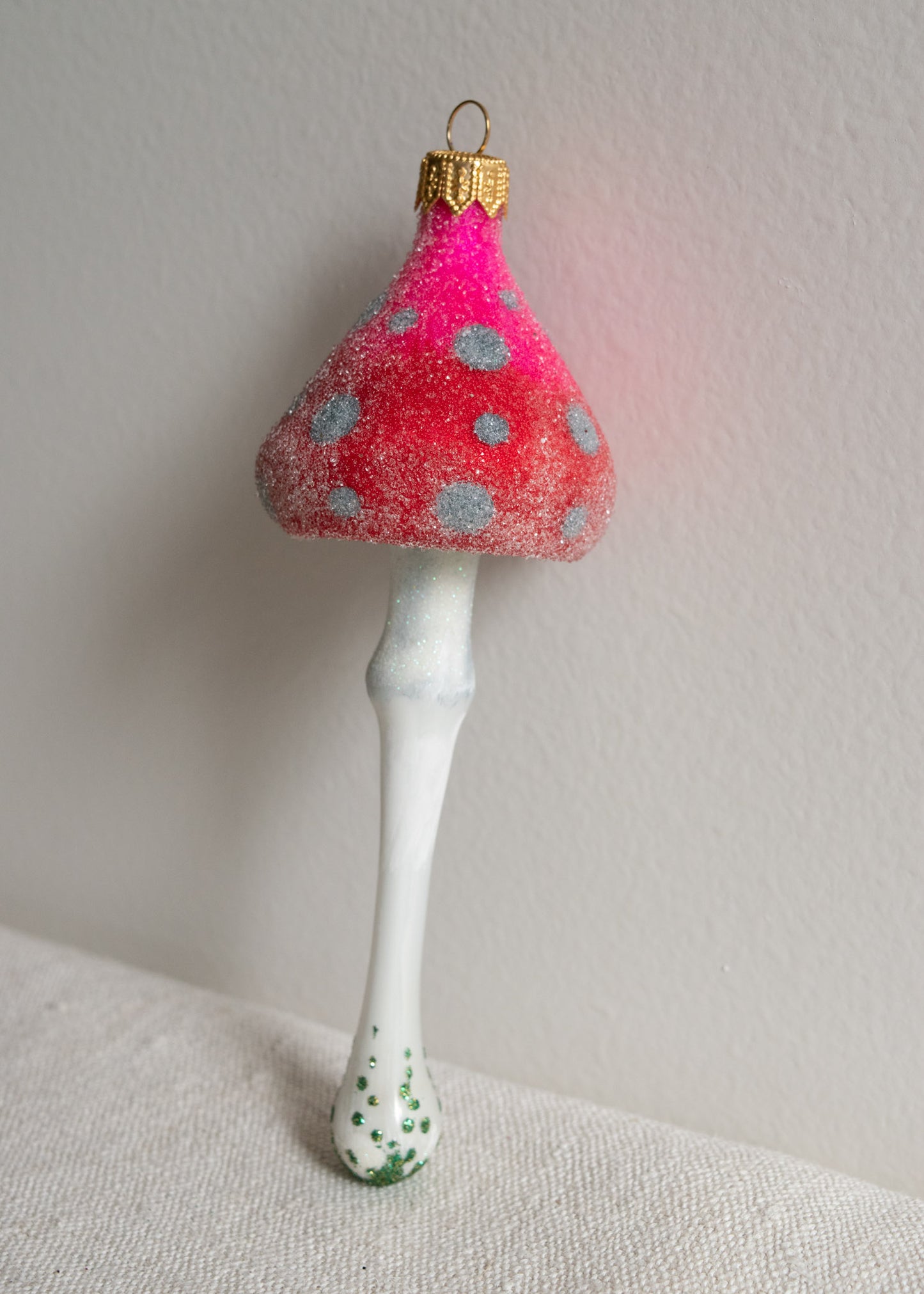 Polish Glass Christmas Ornament - Medium Pink & Red Mushroom