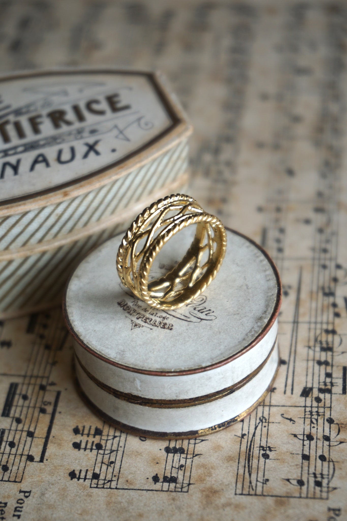 Alix d. Reynis Atalante Ring