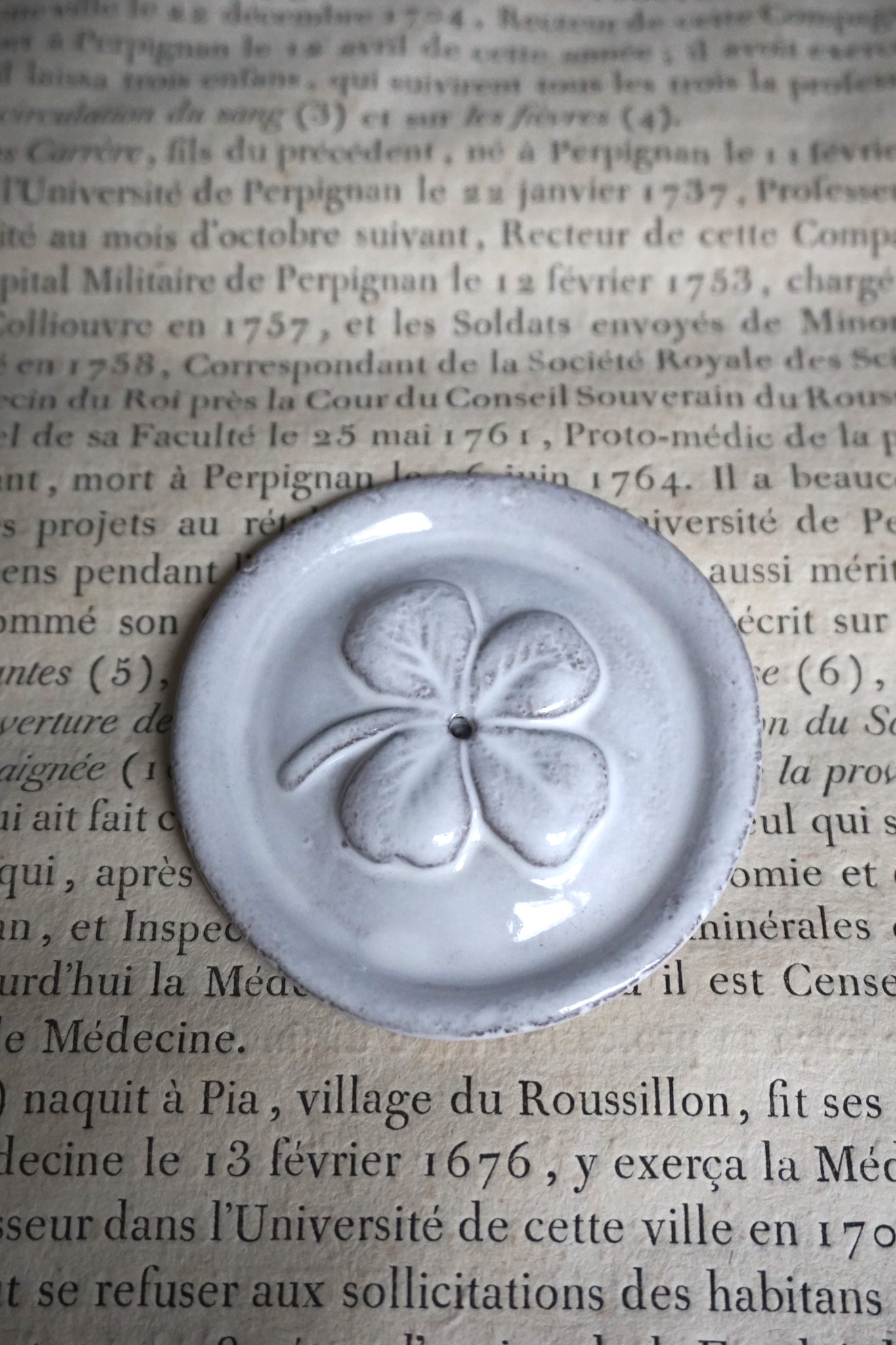 Astier de Villatte Chance Clover Incense Holder on Saucer