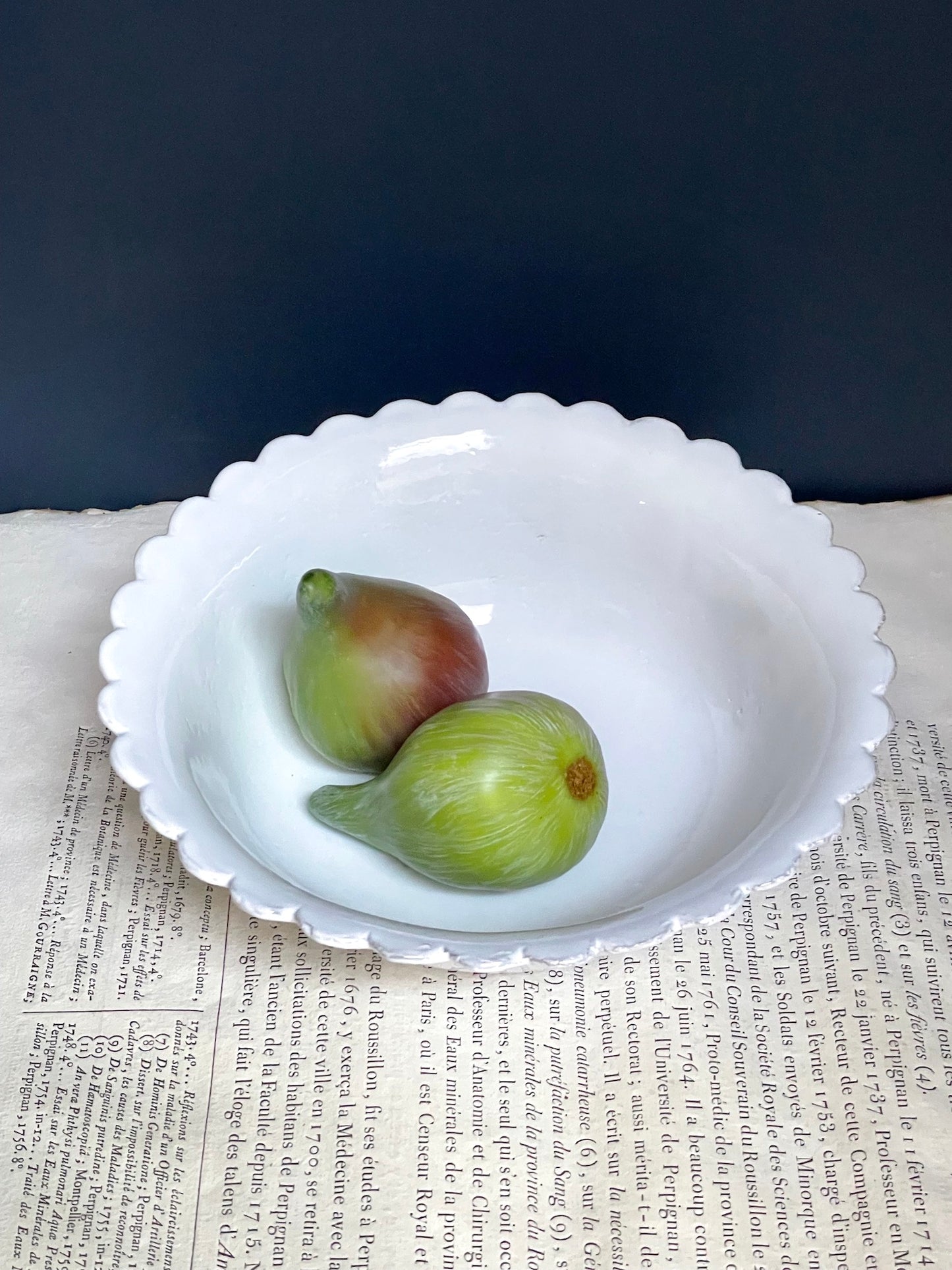 Astier de Villatte Daisy Medium Salad Bowl