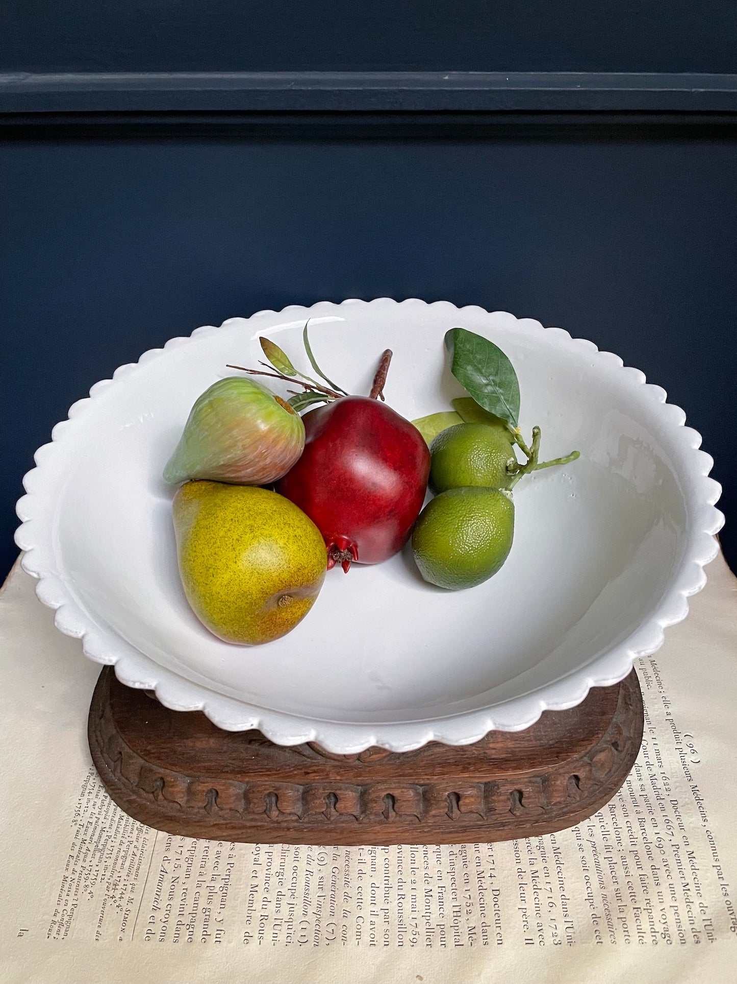 Astier de Villatte Daisy Large Salad Bowl