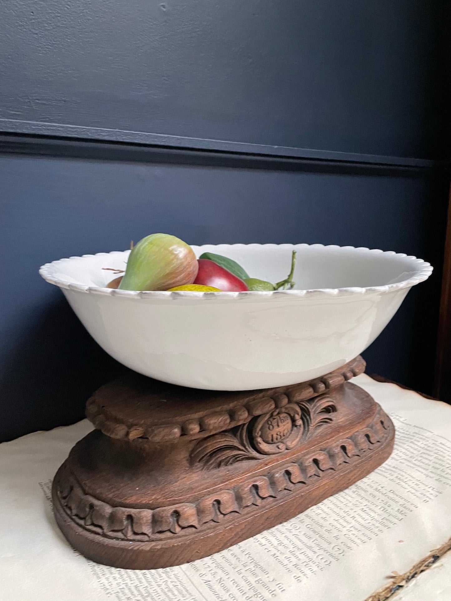 Astier de Villatte Daisy Large Salad Bowl