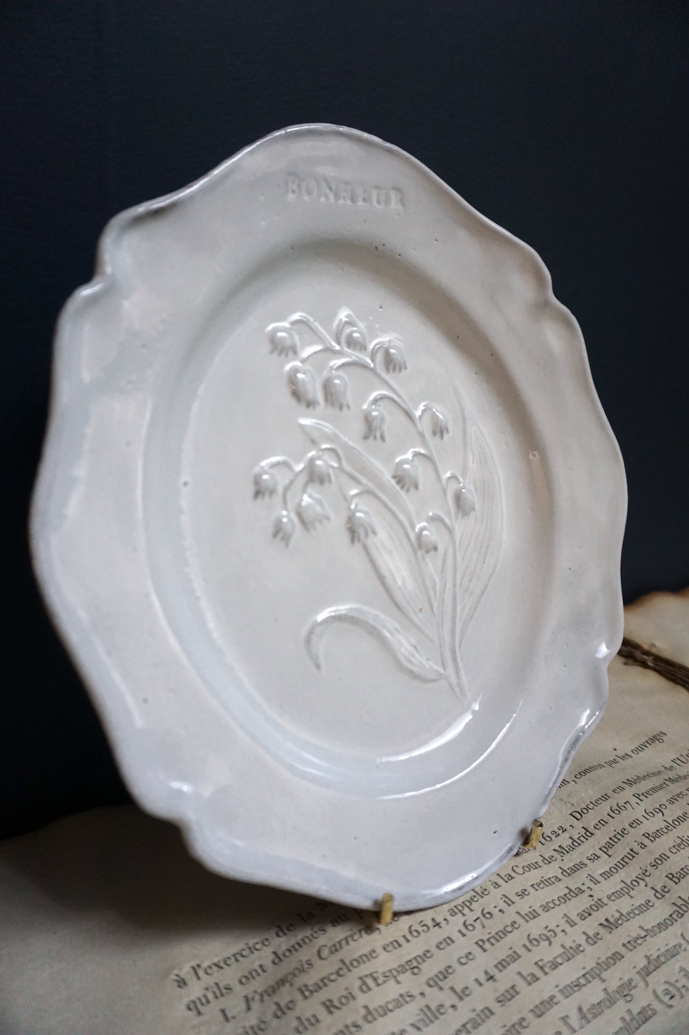 Astier de Villatte Fleurs Dessert Plate